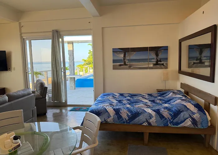 Tranquility Bay Beach Retreat